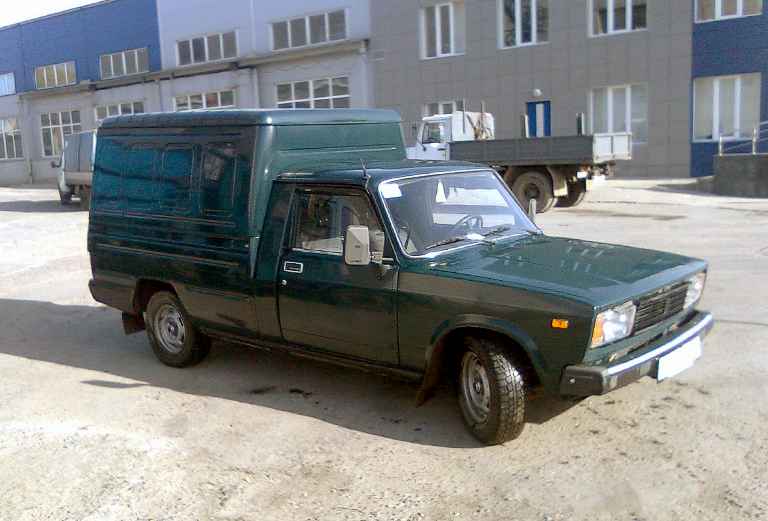 Заказать грузовую машину для отправки мебели : Коробки из Нижнего Новгорода в Омск